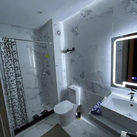 Experience De Luxe Ultime / Parking / Restaurant / Cafe / Carrefour Appartement Oujda Buitenkant foto